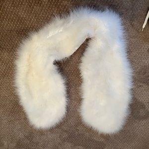 Faux fur wrap in white